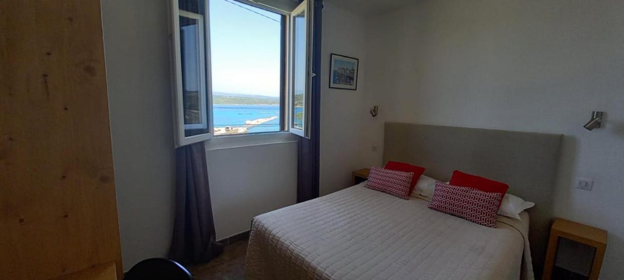 Du Golfe 2* Bonifacio (Corsica)